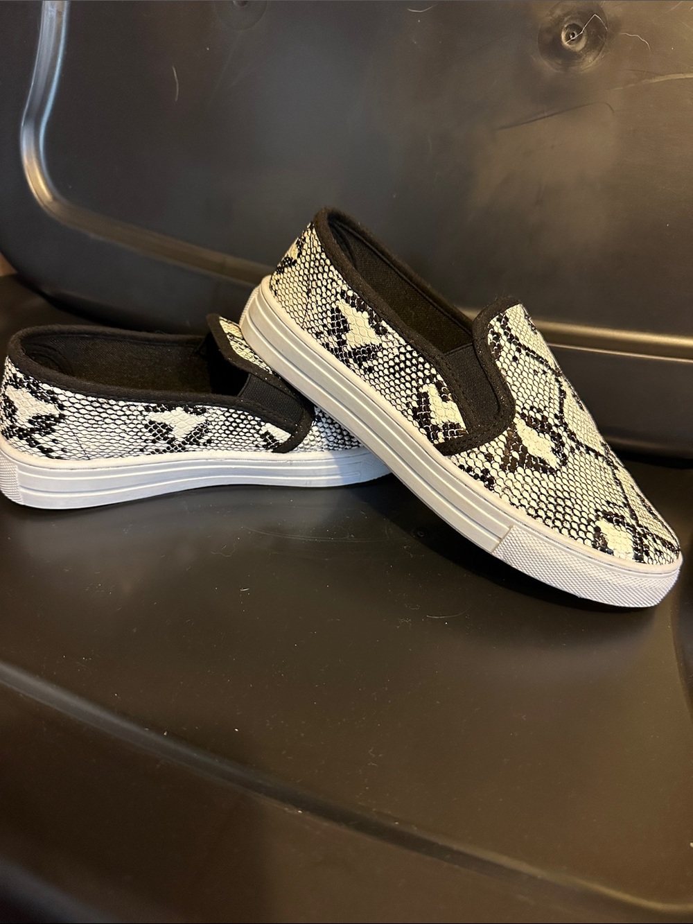 Qupid Black & White Snake Print Slip-On Mules